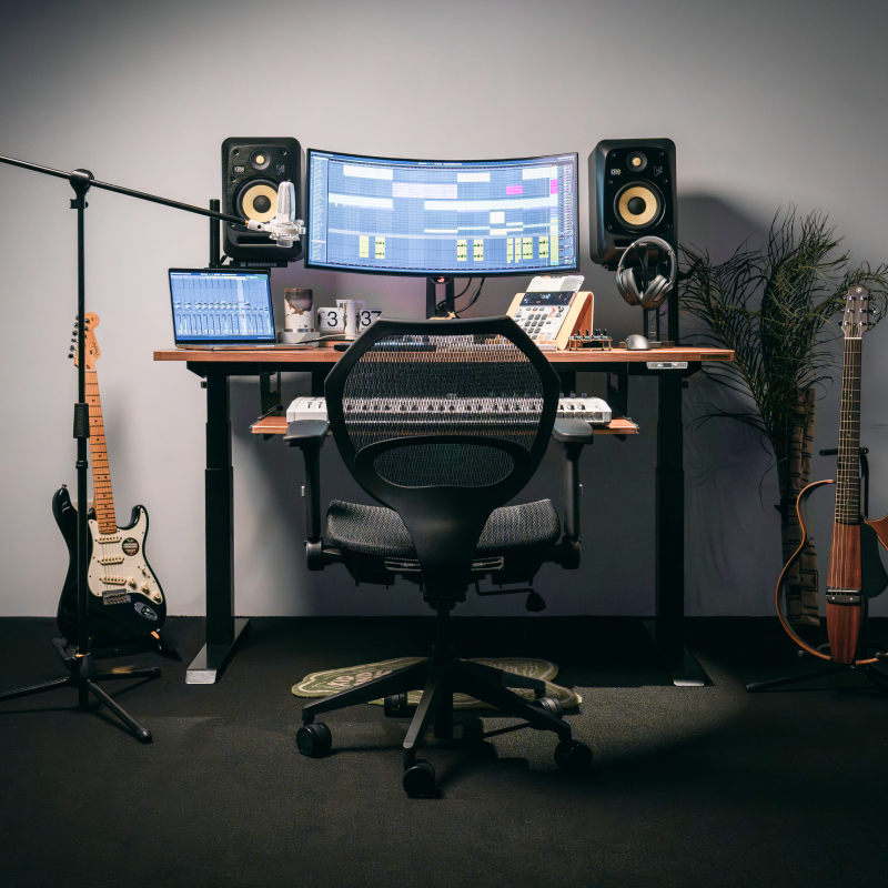 Starship Studio Standing Desk