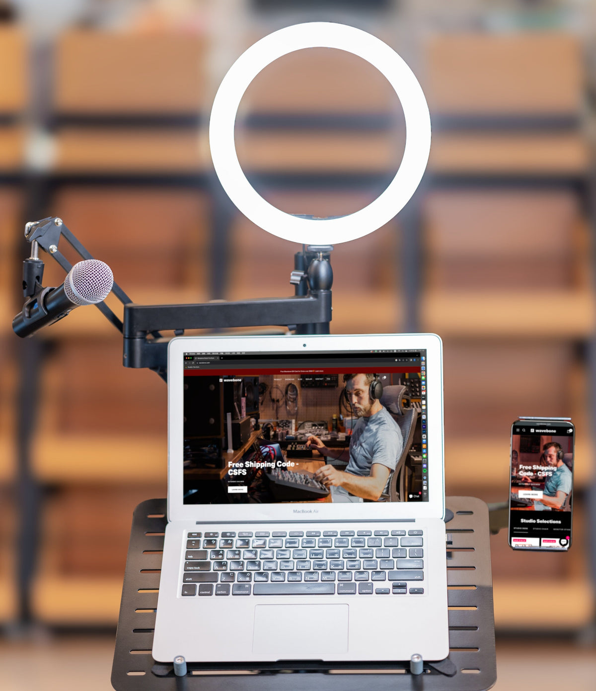 Joshua Tree All-in-One Streaming Desk Mount