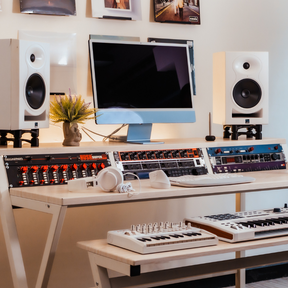 Headquarter Studio Workstation