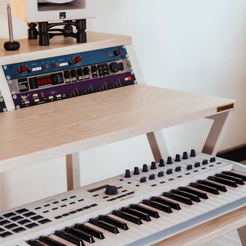 Headquarter Studio Workstation