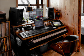 Headquarter Studio Workstation